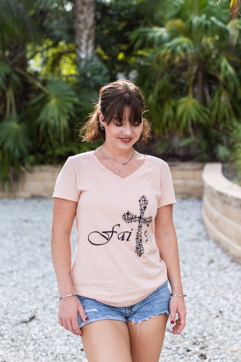 Faith - Women's T-shirt