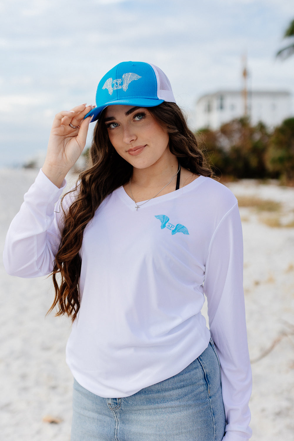 Women's Believer - Long Sleeve white/blue