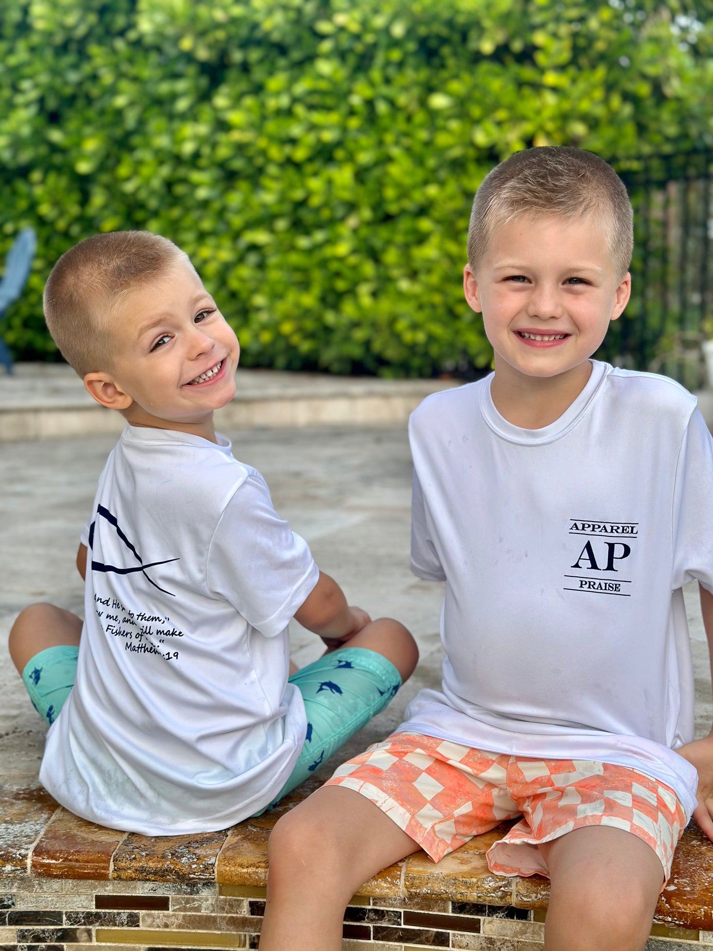 Kid's Fisher Of Men Short Sleeve - White/Navy